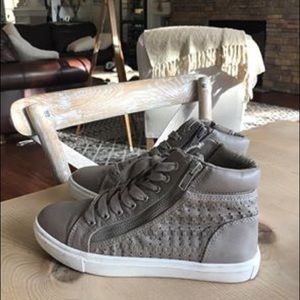 Steve Madden sneakers